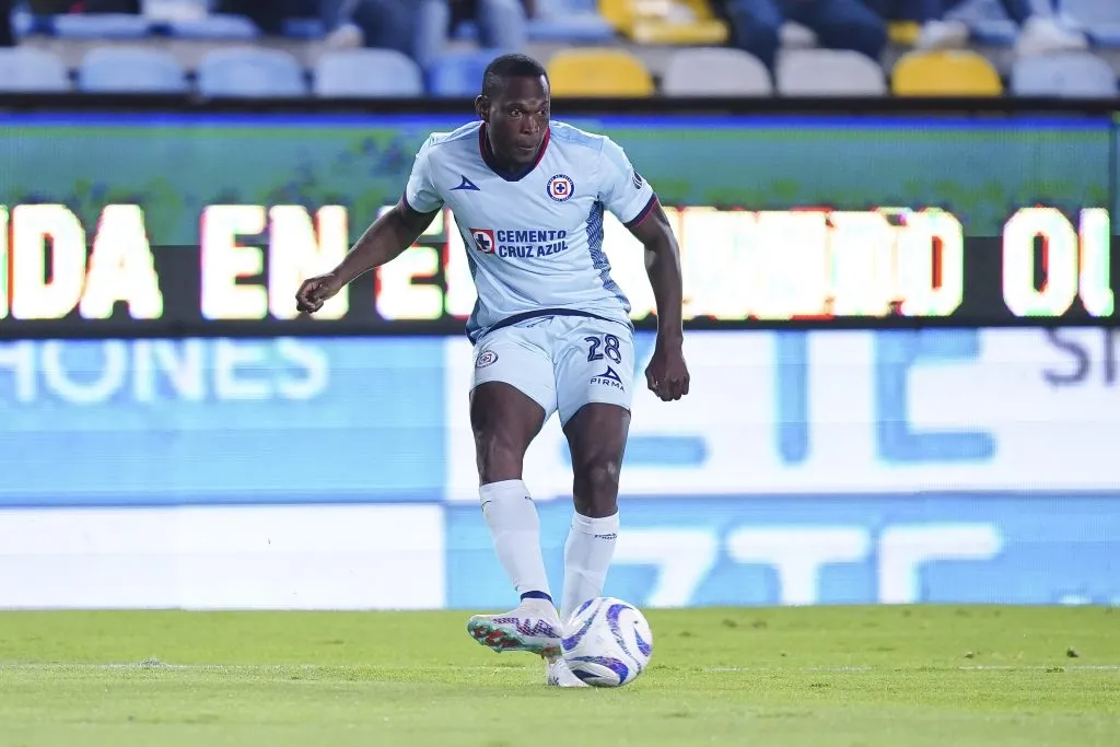 Diber Cambindo será el único delantero centro (Imago 7)