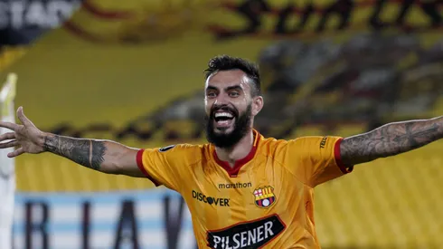 El delantero uruguayo de 30 años tiene pasado en Europa y vive un presente goleador.