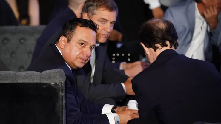 Velázquez, presidente de Cruz Azul.