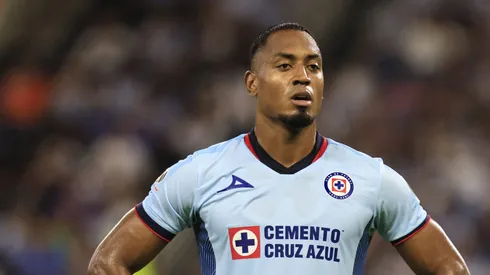 El defensor colombiano llegó con el pie derecho y se ha ganado la confianza de todos en cuestión de semanas.