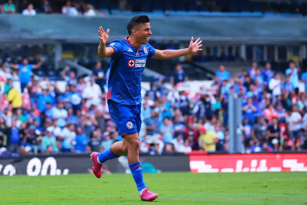 Sepúlveda en festejo del 1-0 ante León. (Imago 7)