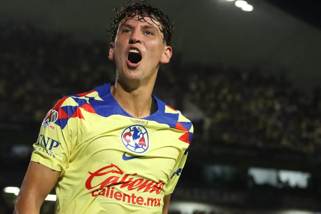 Igor Lichnovsky se ha vuelto un fijo en las alineaciones azulcrema (Imago 7)