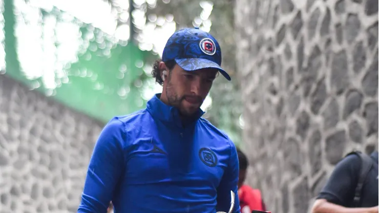 El uruguayo se ha convertido en el segundo capitán del equipo pero desde el club siguen negados a renovar su contrato.