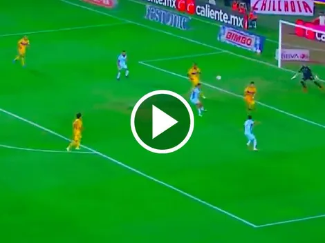 ¡De volea! Uriel Antuna marca un golazo ante Tigres