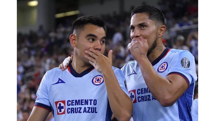 Carlos Rodríguez y Carlos Salcedo, titulares contra Tigres.