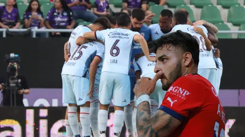 El delantero mexicano pareciera destinado a salir de la institución tapatía y Cruz Azul asoma en el horizonte.