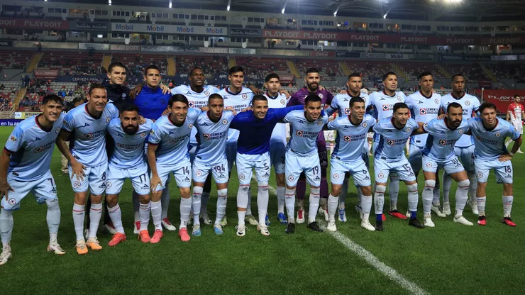 Cruz Azul se enfrenta a los Tigres.