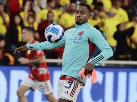 Solo dos jugadores felicitaron a Willer Ditta por su debut internacional