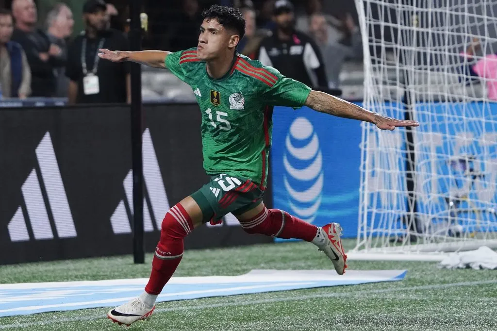 David Faitelson se deleita con Uriel Antuna (Imago 7)