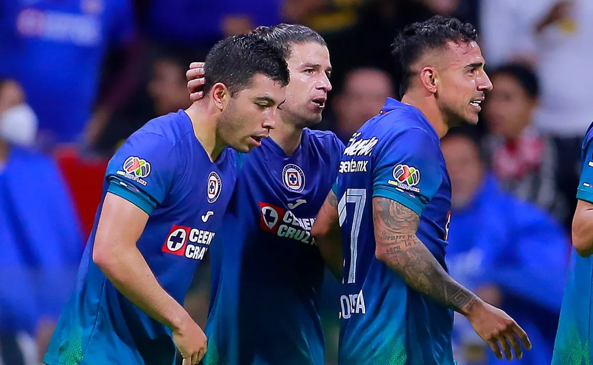 Jugadores que se perfilan para salir de Cruz Azul rumbo al Clausura 2024