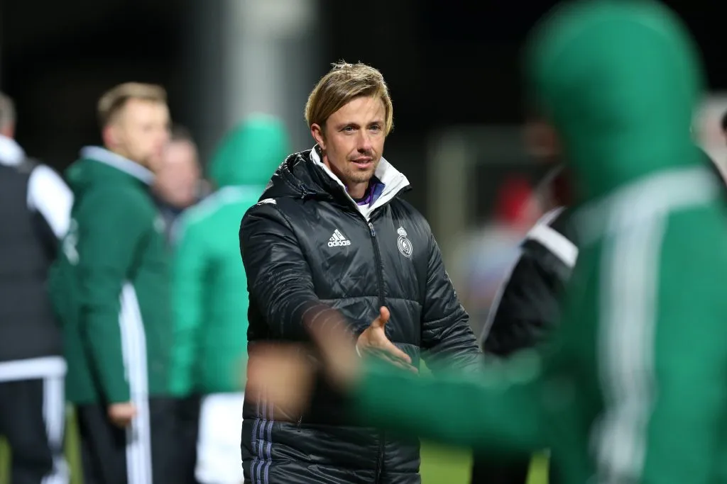 Guti dudo de las condiciones de Santiago Giménez (Imago)