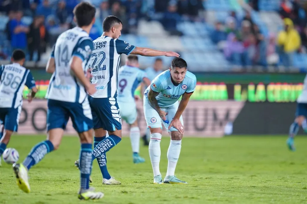 La lesión de Carlos Salcedo es añeja | Imago7