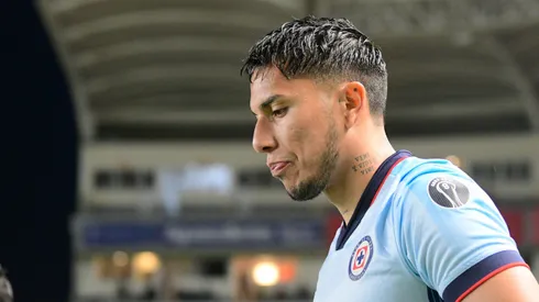 Carlos Salcedo no estaría disponible para el Cruz Azul vs. Pumas