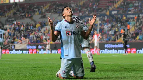 Sepúlveda se estrenó como goleador de Cruz Azul.