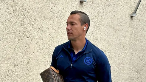 El mediocampista mexicano no ha gozado de muchas oportunidades este torneo por culpa de las lesiones.