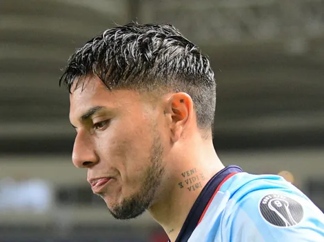 A Salcedo le va mejor en la música que en el futbol