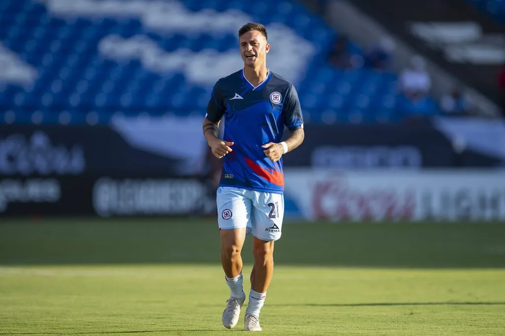 Cruz Azul no descarta el retorno de Víctor Velázquez (Imago 7)