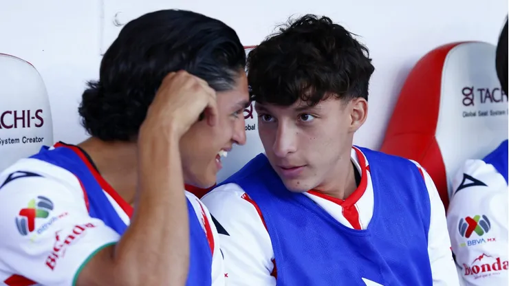 El joven mediocampista mexicano era el objeto de deseo de varios clubes de la Liga MX. Cruz Azul aceleró en sus intenciones en los últimos días.