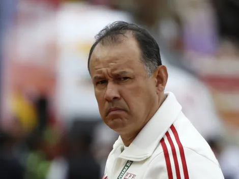 Perú se harta de Reynoso: ¿se abre la opción Cruz Azul?