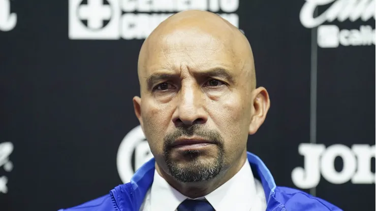 El ex preparador de porteros dejará su cargo después de una temporada para el olvido en donde no pudo hacerse valer como directivo.
