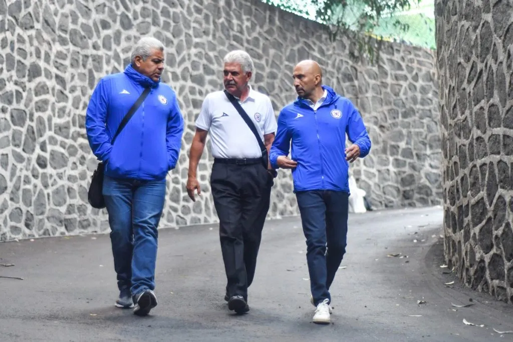 Héctor Islas, Ricardo Ferretti y Óscar Pérez (Foto: Imago7)