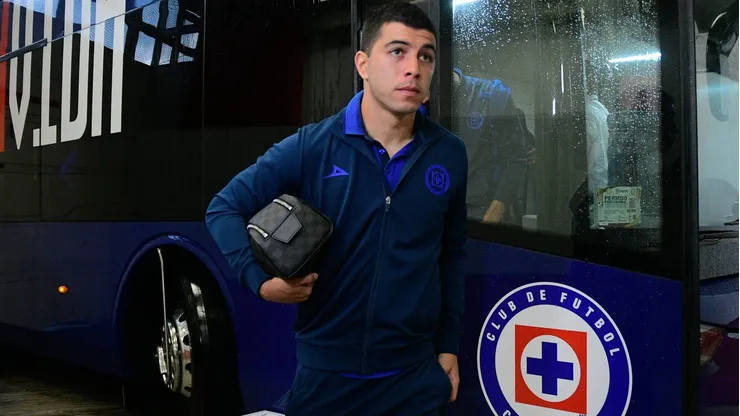 Erik Lira dio la cara tras la eliminación de Cruz Azul.