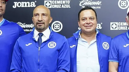 Velázquez presentaría al reemplazo de Óscar Pérez.