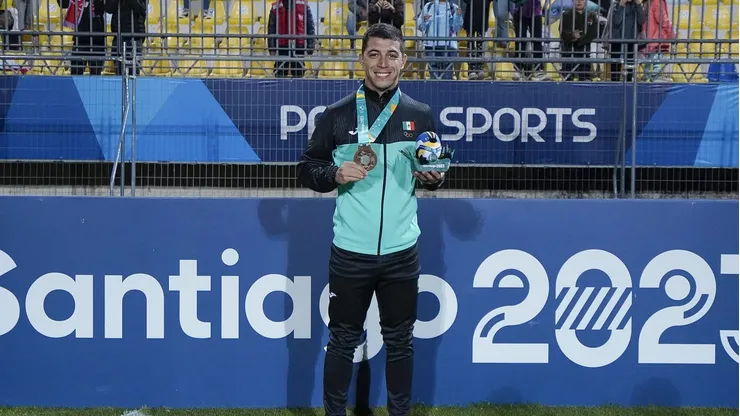 El mediocampista mexicano fue vital para Ricardo Cadena y alcanzar el bronce ante los Estados Unidos.