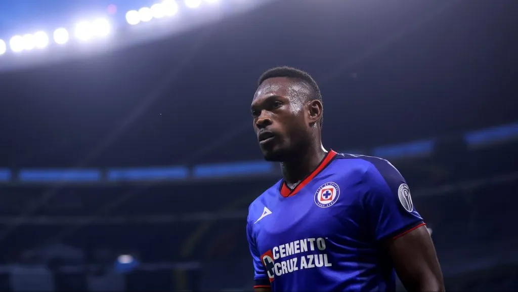 Diber Cambindo no pudo consolidarse como titular.