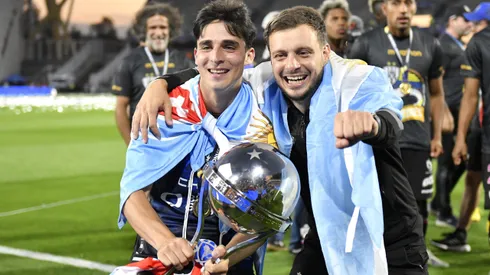 Faravelli fue Campeón de a Sudamericana con Anselmi en el 2022.