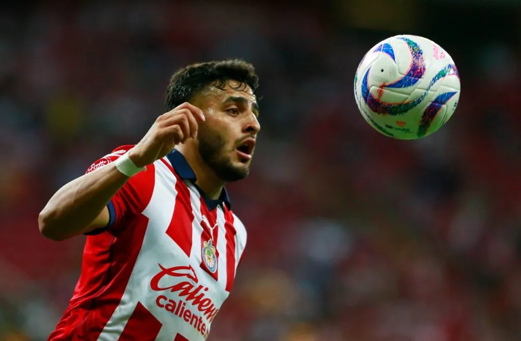 Alexis Vega, hasta ahora jugador de las Chivas. (Foto: Jam Media)