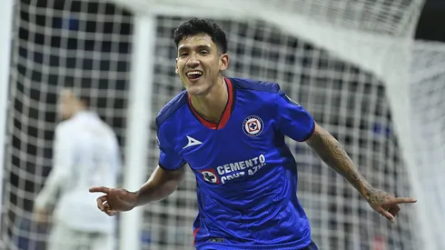 La imagen de Uriel Antuna que confirma su continuidad en Cruz Azul