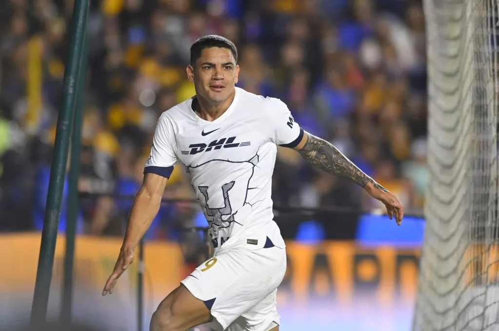 Toro Fernández, ahora ex delantero de Pumas. (Foto: Imago7)