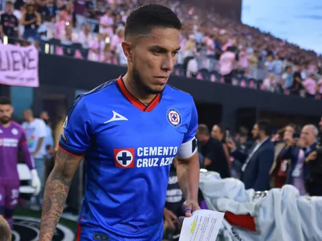 Salcedo saldría de Cruz Azul y el club ni lo ha terminado de pagar
