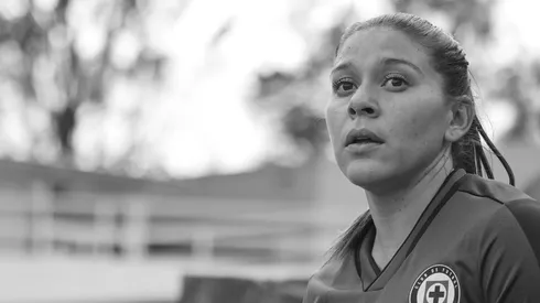 La delantera mexicano firmó con las Bravas de Juárez y este domingo fue presentada de manera oficial.