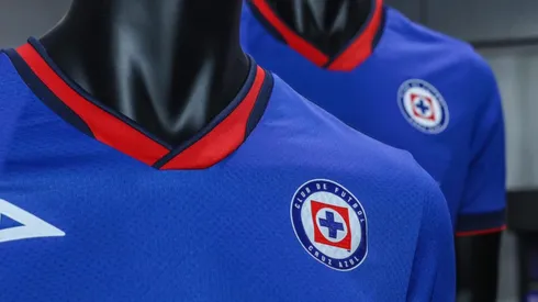 Se mantiene en suspenso la presentación de Iván Alonso.