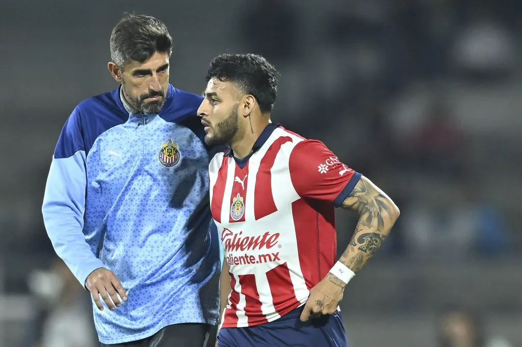 Vega estaría de salida en Chivas. (Imago 7)