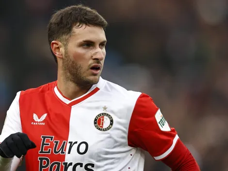 Santiago Giménez y una noticia que inquieta a la afición