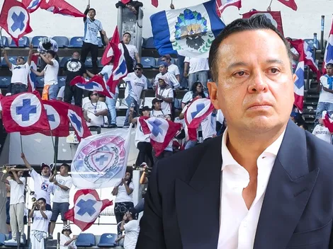 Los "anuncios" que la afición le reclama a Cruz Azul en sus redes