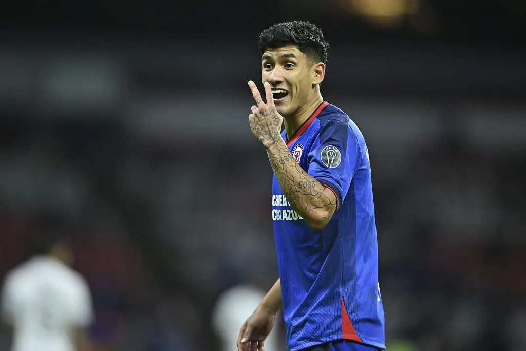 Los 3 jugadores de Cruz Azul que se ausentaron del inicio de la pretemporada (Imago 7)