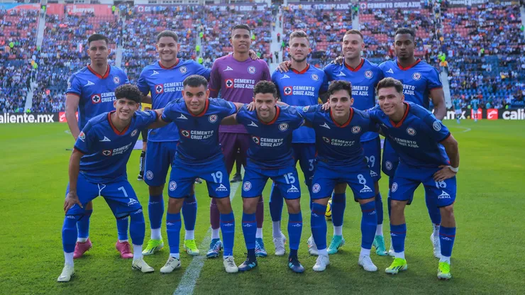 El jugador de Cruz Azul que está muy cerca del gol.