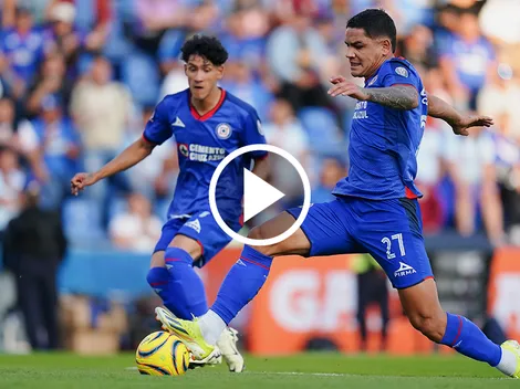 ¡Terrible falla del Toro Fernández! Grosero error del delantero de Cruz Azul