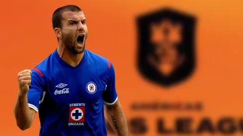 Tito Villa regresa a la canchas.