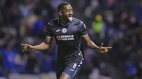 Gonzalo Carneiro brilla en el futbol uruguayo.