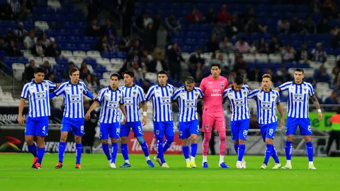 Paco Villa pide a dos jugadores de Monterrey.