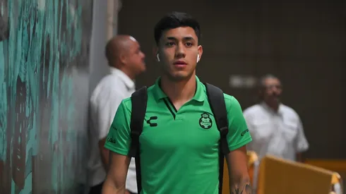 Los cementeros buscaron al lateral mexicano pero se terminaron inclinando por Camilo Cándido, quien aún no ha rendido según lo esperado.