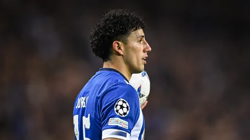 El futbolista mexicano está deseoso de venir a México con Cruz Azul. Sin embargo, la afición piensa lo contrario.