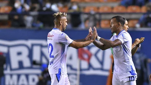 El mediocampista venezolano se lució en lo que fue su debut con el Santos, de la segunda división de Brasil.