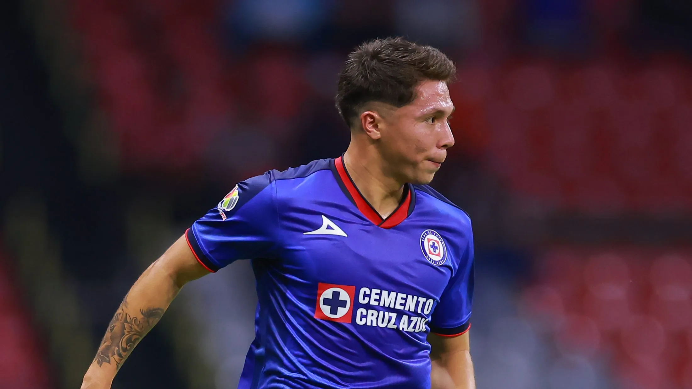 Huescas, de extremo izquierdo ante Bravos. (Getty Images)