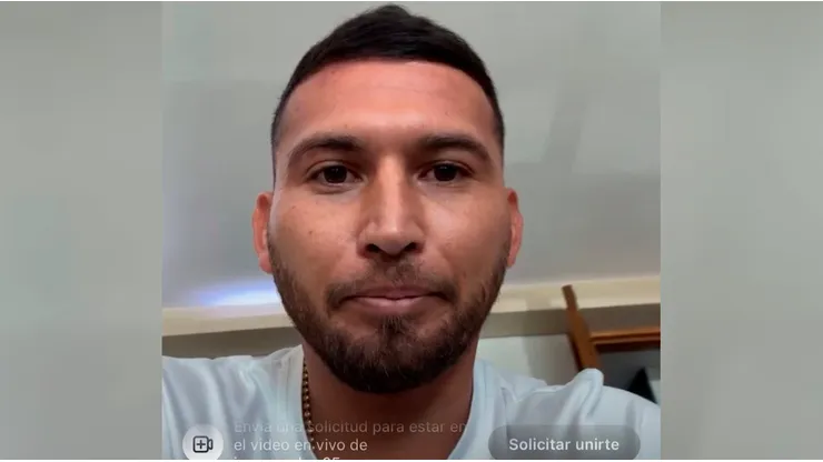 Escobar hizo un breve live.